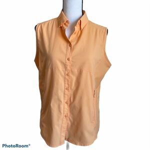 Magellan Sleeveless Vented Button Down Coral Fishing‎ Top - Medium